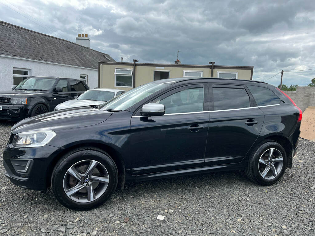 Volvo XC60 D4 181 R Design Black #6