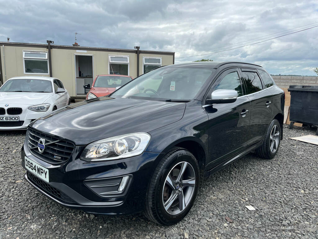 Volvo XC60 D4 181 R Design Black #3