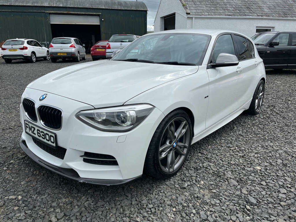 BMW 1 Series 118D M Sport Black #3