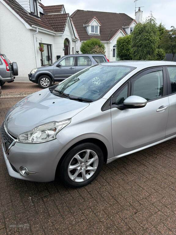 Peugeot 208 1.0 Vti Active Silver #4