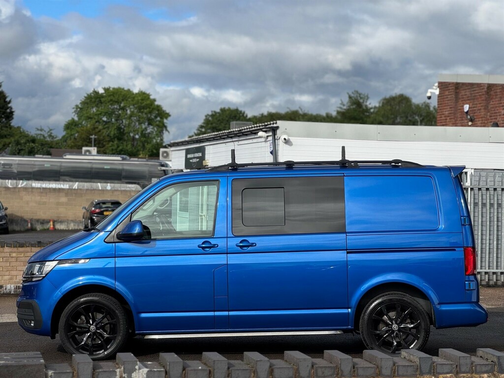 Volkswagen Transporter Highline Kombi Van Dsg 150Bhp EY69XHA Blue #6