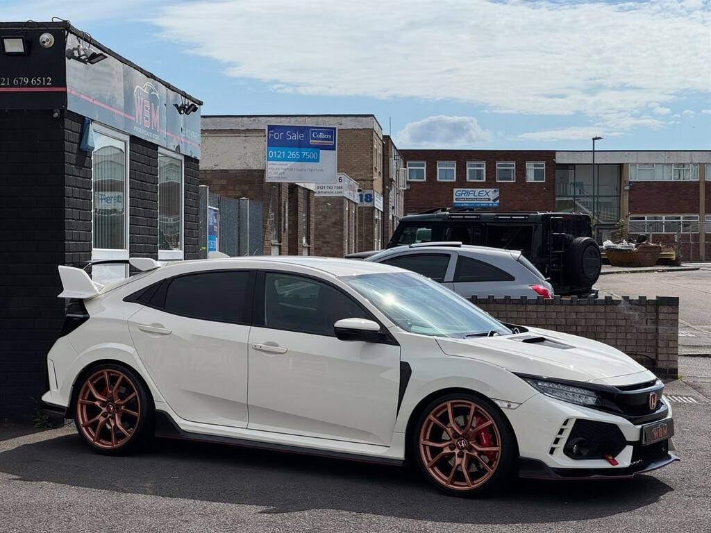 Honda Civic Hatchback White #3
