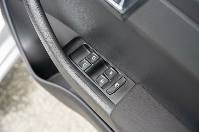 Skoda Fabia 1.0 Se Euro 6 Ss Red #11