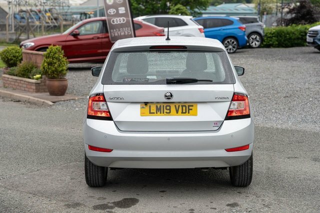 Skoda Fabia 1.0 Tsi Se Hatchback Dsg Euro 6 Ss Silver #4