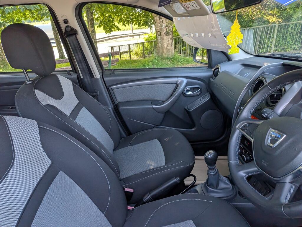 Dacia Duster 1.5 Laureate Dci Black #7