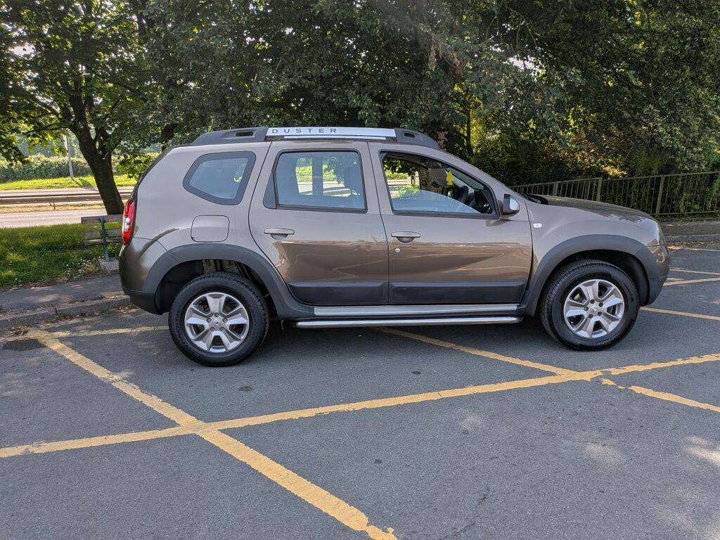 Dacia Duster 1.5 Laureate Dci Black #1