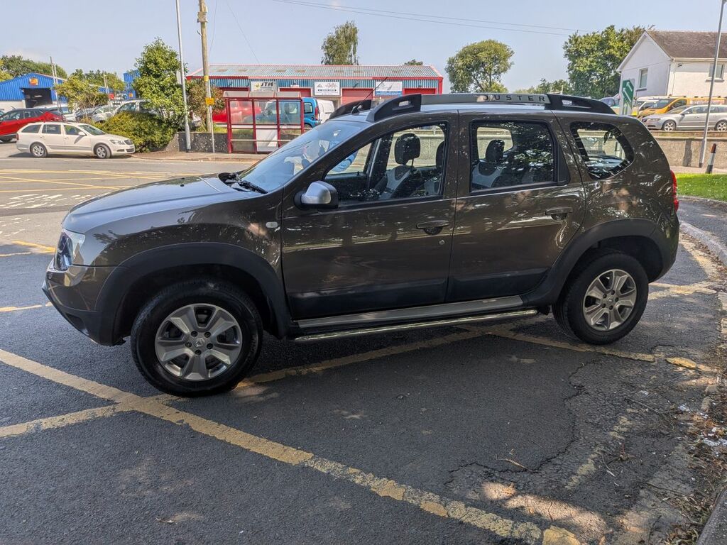 Dacia Duster 1.5 Laureate Dci Black #3