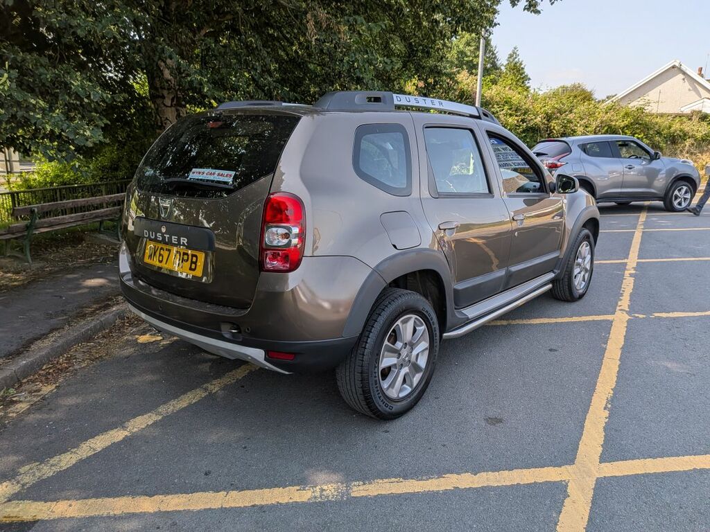 Dacia Duster 1.5 Laureate Dci Black #6