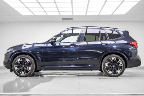 BMW iX3 80Kwh M Sport Black #6