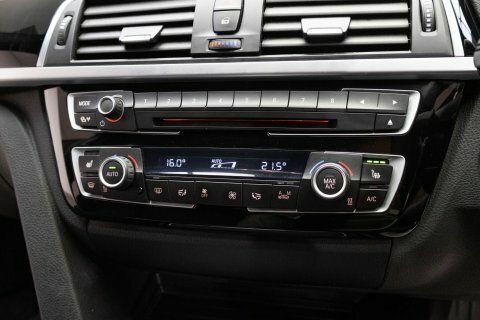 BMW 3 Series 320I M Sport Step #10