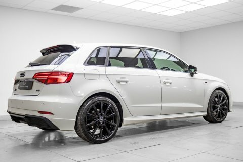 Audi A3 2.0 Tfsi Black White #6