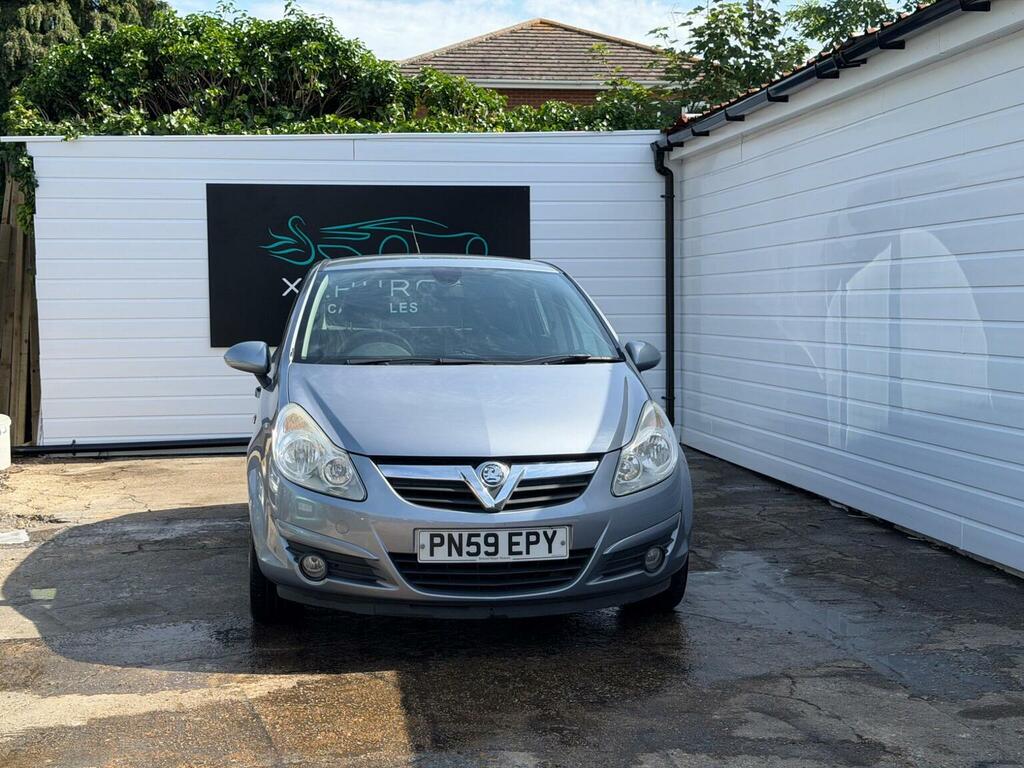 Vauxhall Corsa 1.4 I 16V Sxi Black #3