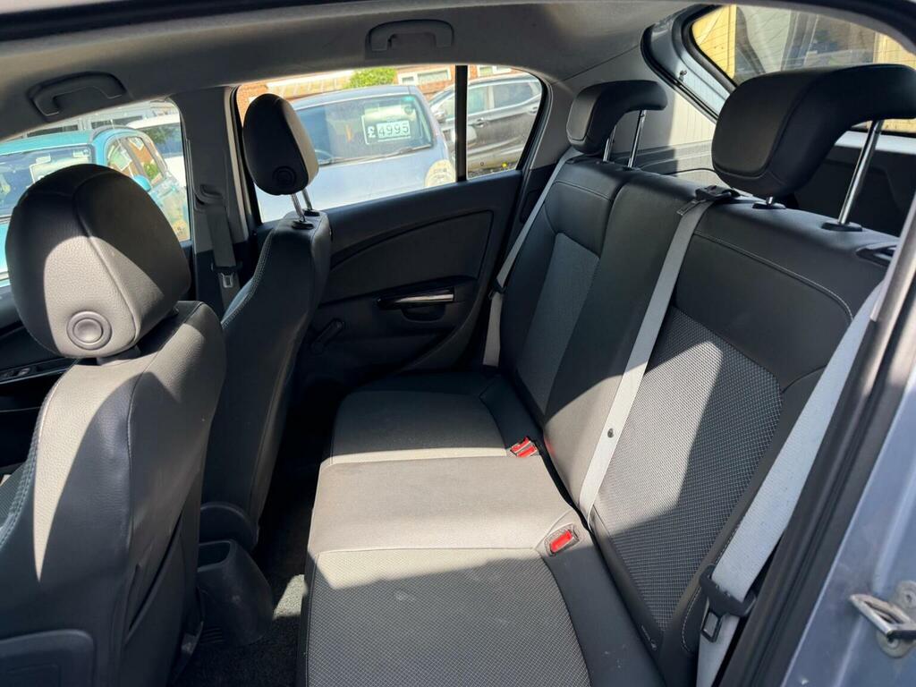 Vauxhall Corsa 1.4 I 16V Sxi Black #27