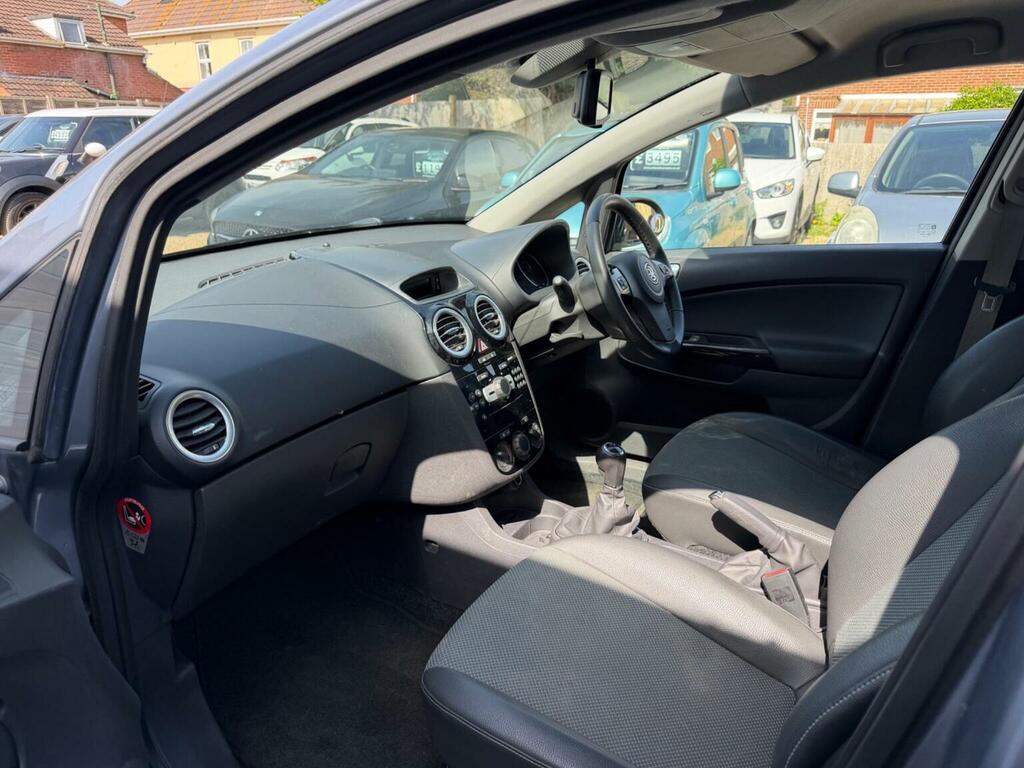 Vauxhall Corsa 1.4 I 16V Sxi Black #28