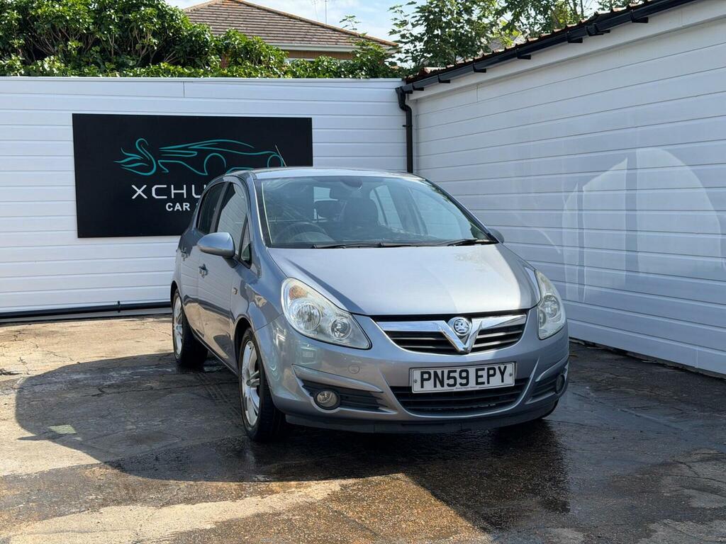 Vauxhall Corsa 1.4 I 16V Sxi Black #2
