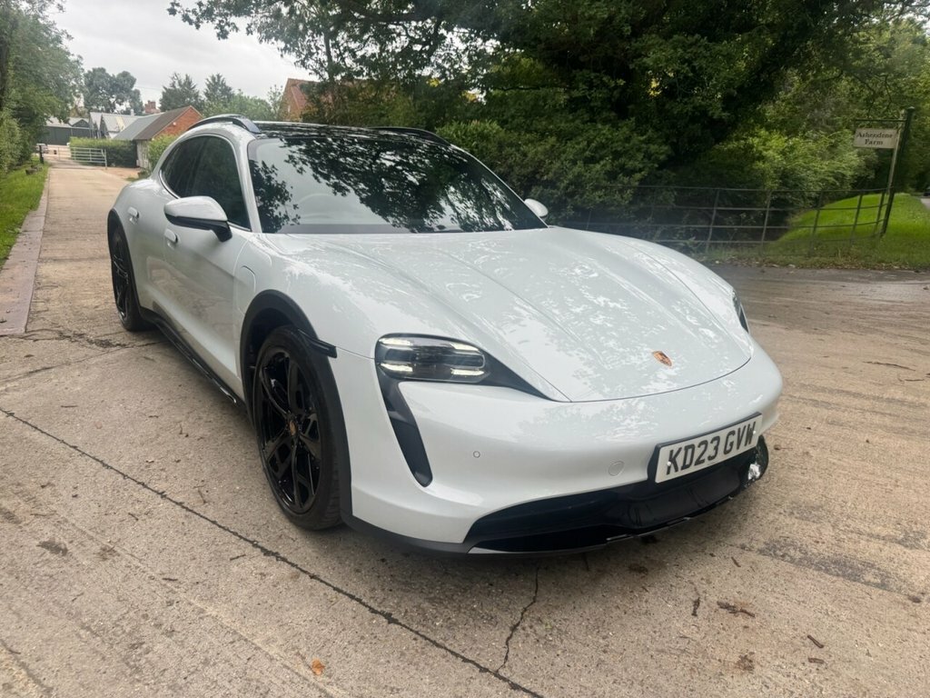 Porsche Taycan Estate KD23GVW White #2
