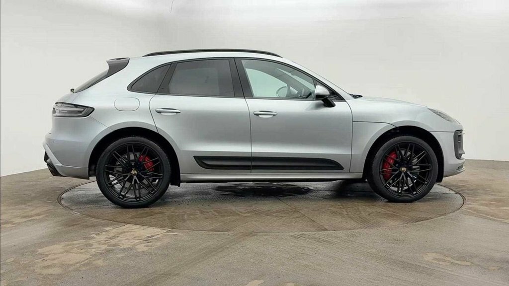 Porsche Macan 2.9L Gts FD22XHL Silver #2