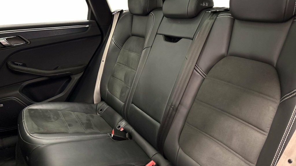 Porsche Macan 2.9L Gts FD22XHL Silver #6