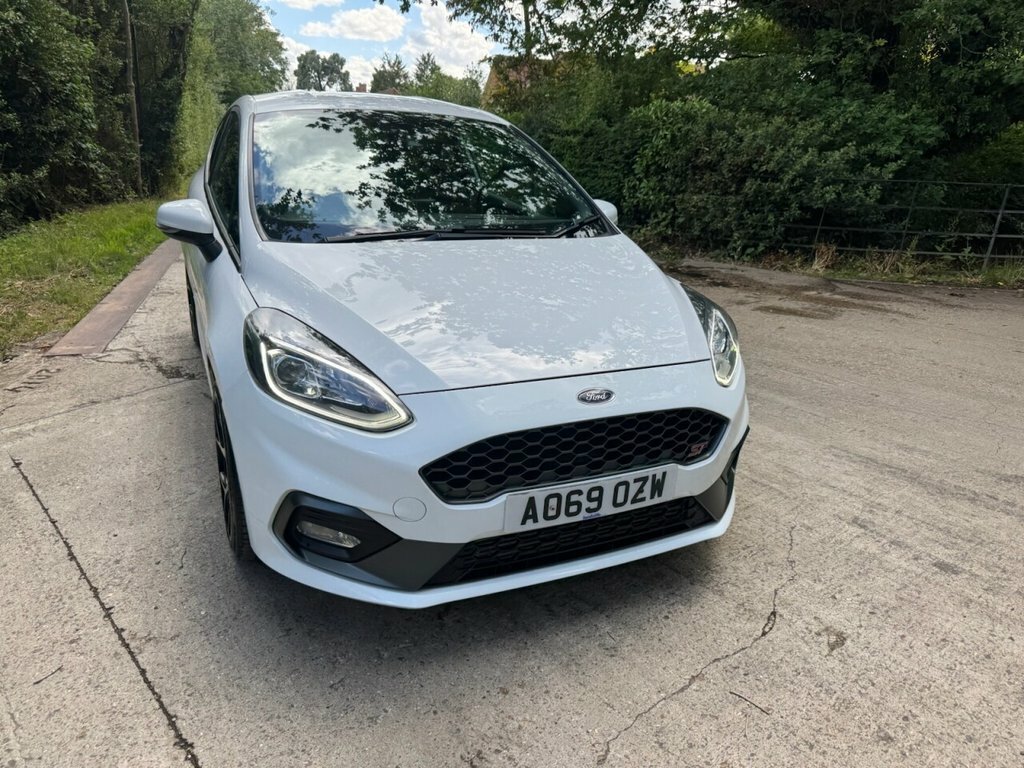 Ford Fiesta 1.5L St-2 AO69OZW White #3