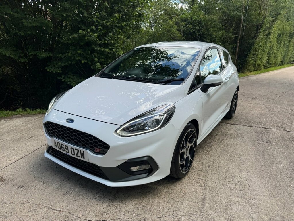 Ford Fiesta 1.5L St-2 AO69OZW White #5