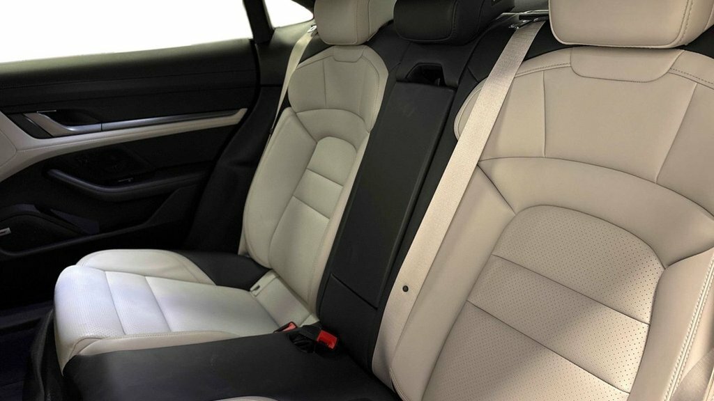 Porsche Taycan Taycan 4X2 Blue #6