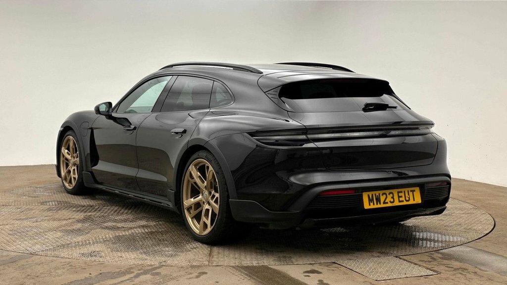 Porsche Taycan Estate Black #2