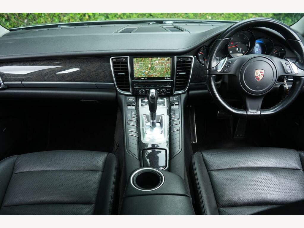 Porsche Panamera Hatchback White #21