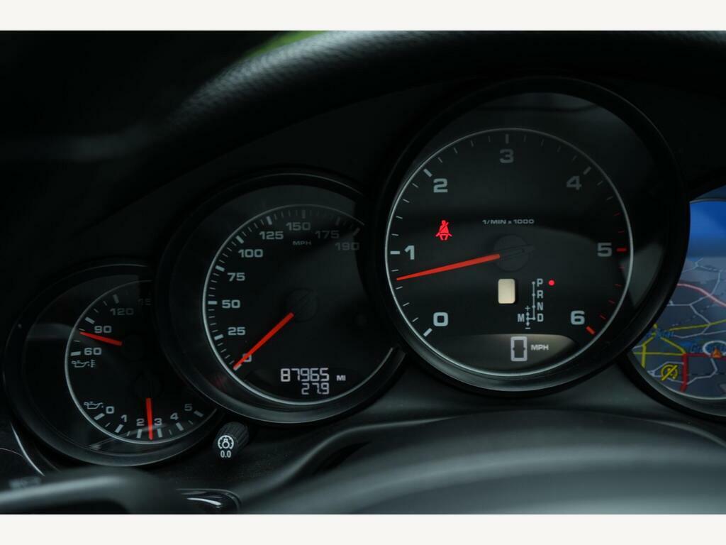Porsche Panamera Hatchback White #26