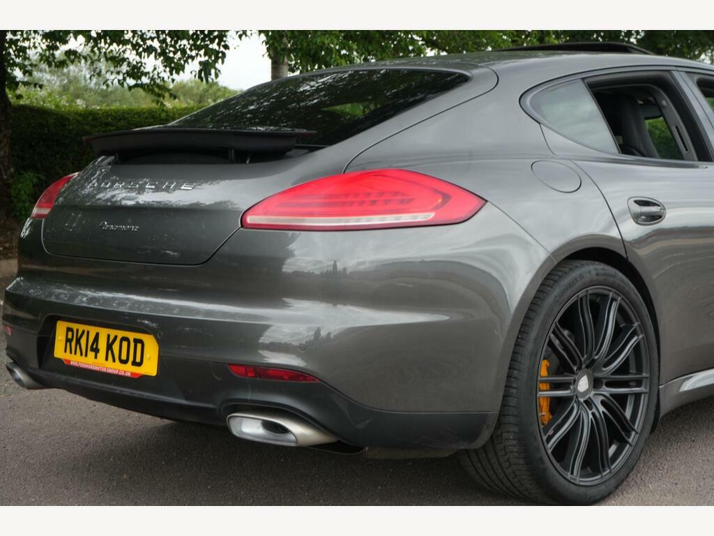 Porsche Panamera Hatchback White #19