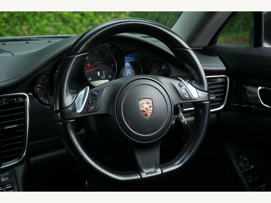 Porsche Panamera Hatchback White #20