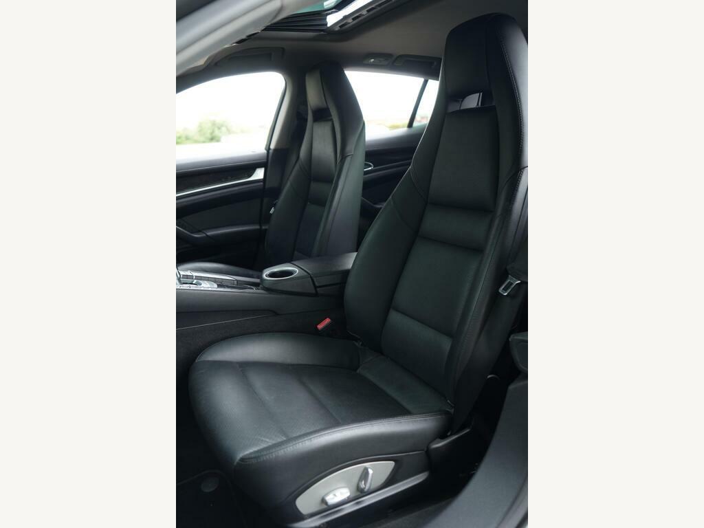 Porsche Panamera Hatchback White #36
