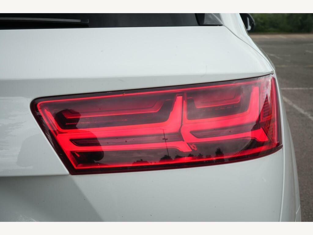 Audi Q7 4.0 Sq7 Tdi Quattro 429 Bhp Grey #17