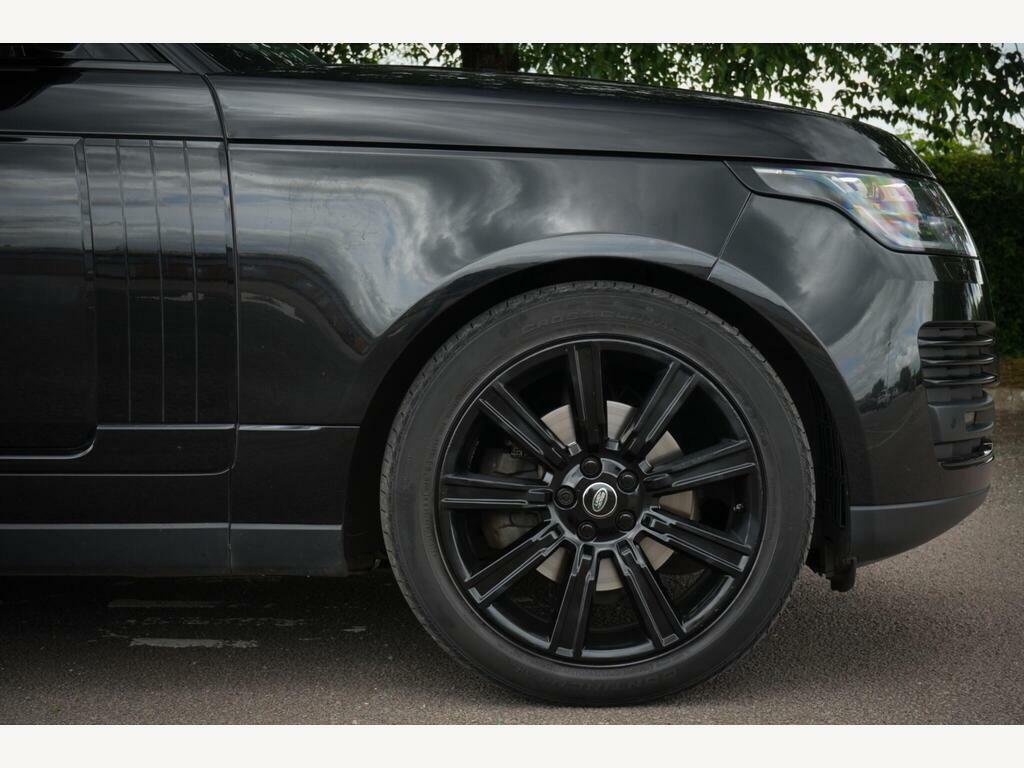 Land Rover Range Rover Sd V6 Suv Black #16