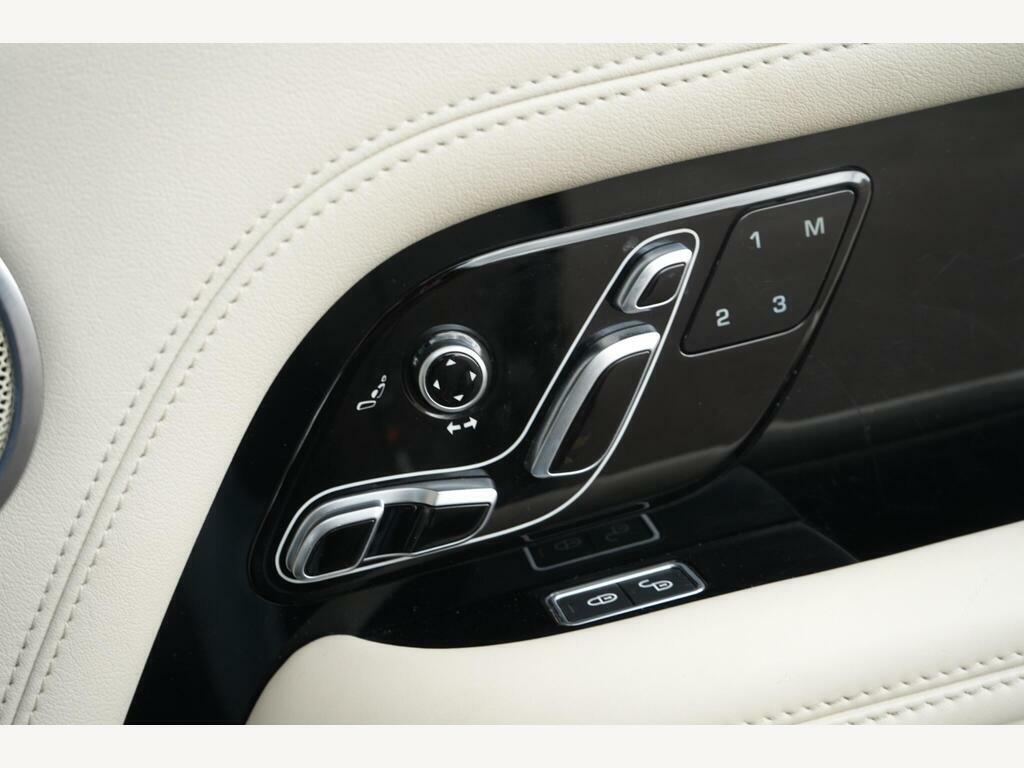 Land Rover Range Rover Sd V6 Suv Black #34
