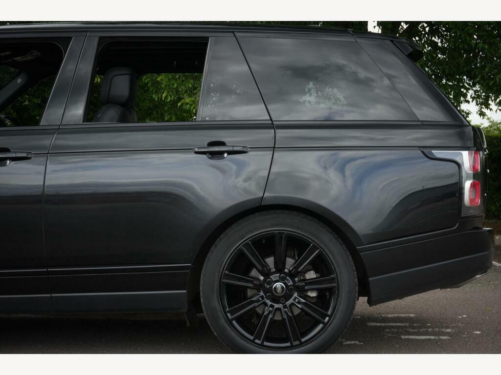 Land Rover Range Rover Sd V6 Suv Black #14