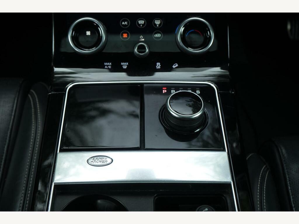 Land Rover Range Rover Velar Automatic Black #47