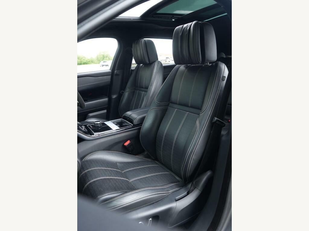 Land Rover Range Rover Velar Automatic Black #56