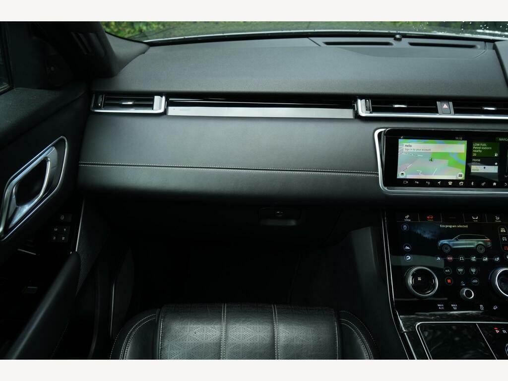 Land Rover Range Rover Velar Automatic Black #43
