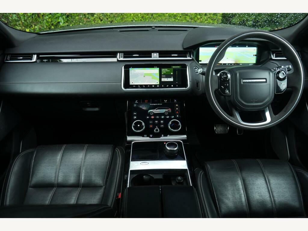 Land Rover Range Rover Velar Automatic Black #38