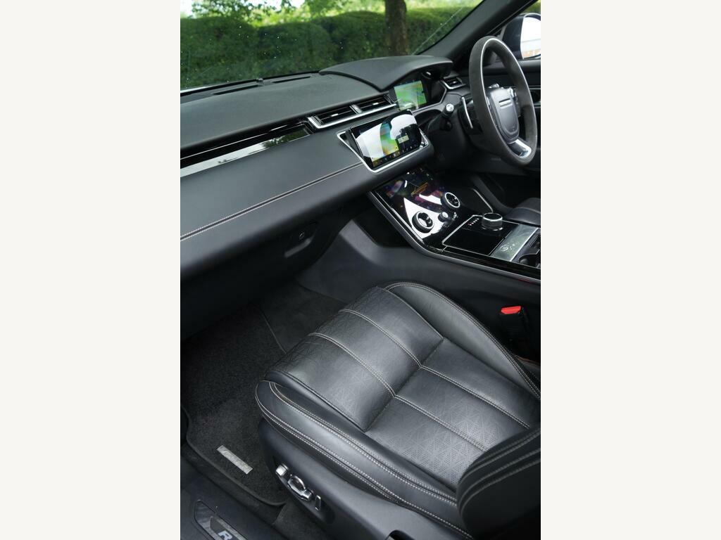 Land Rover Range Rover Velar Automatic Black #42