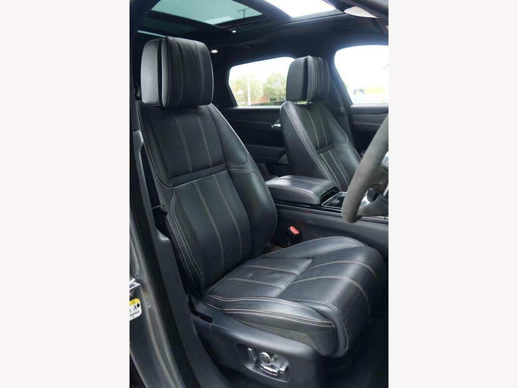 Land Rover Range Rover Velar Automatic Black #50