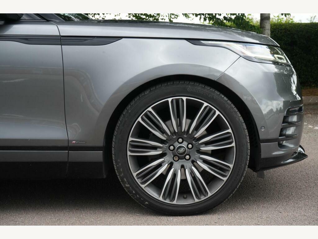 Land Rover Range Rover Velar Automatic Black #30