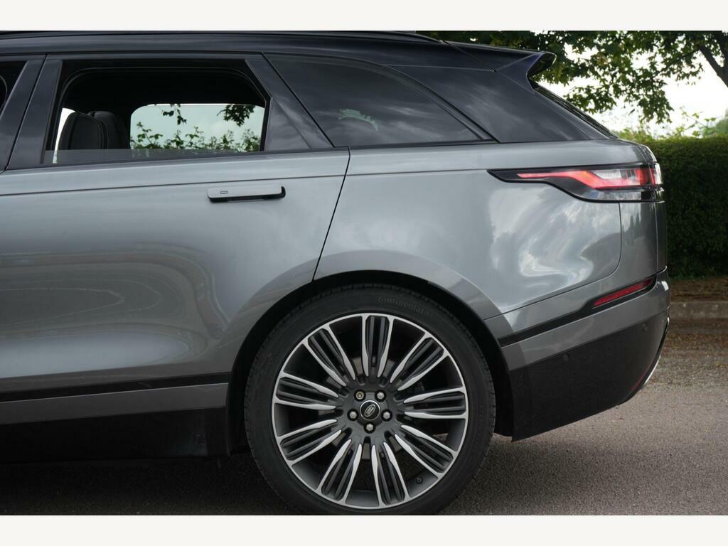 Land Rover Range Rover Velar Automatic Black #28