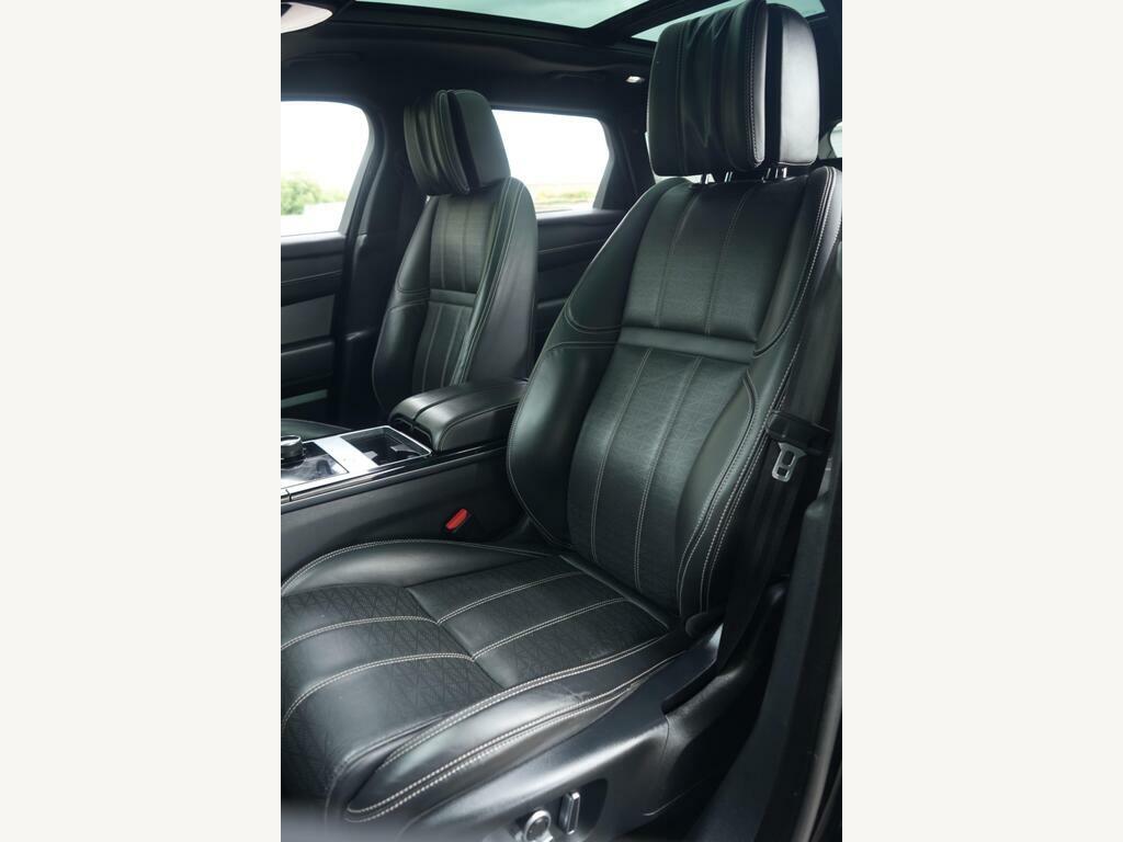 Land Rover Range Rover Velar R-dynamic S Red #46