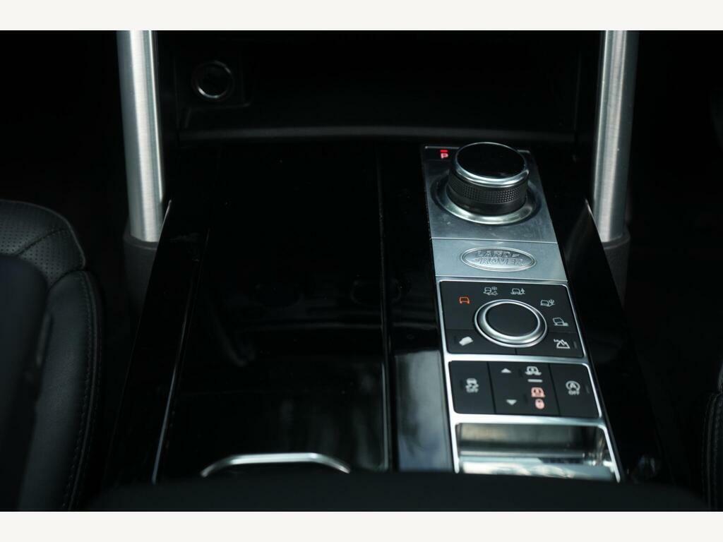 Land Rover Discovery Diesel Black #36