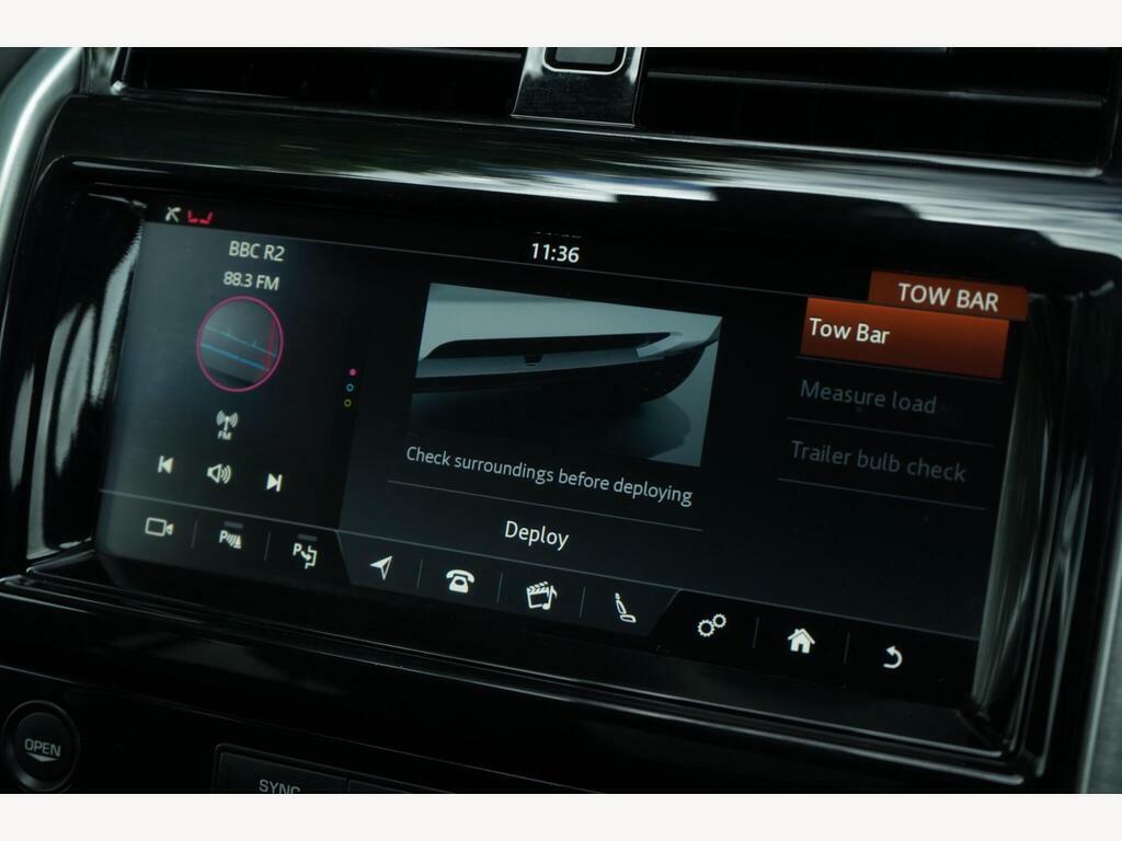 Land Rover Discovery Diesel Black #9