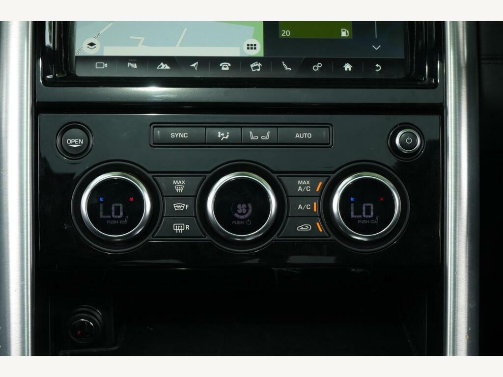 Land Rover Discovery 3L Hse Luxury Black #34