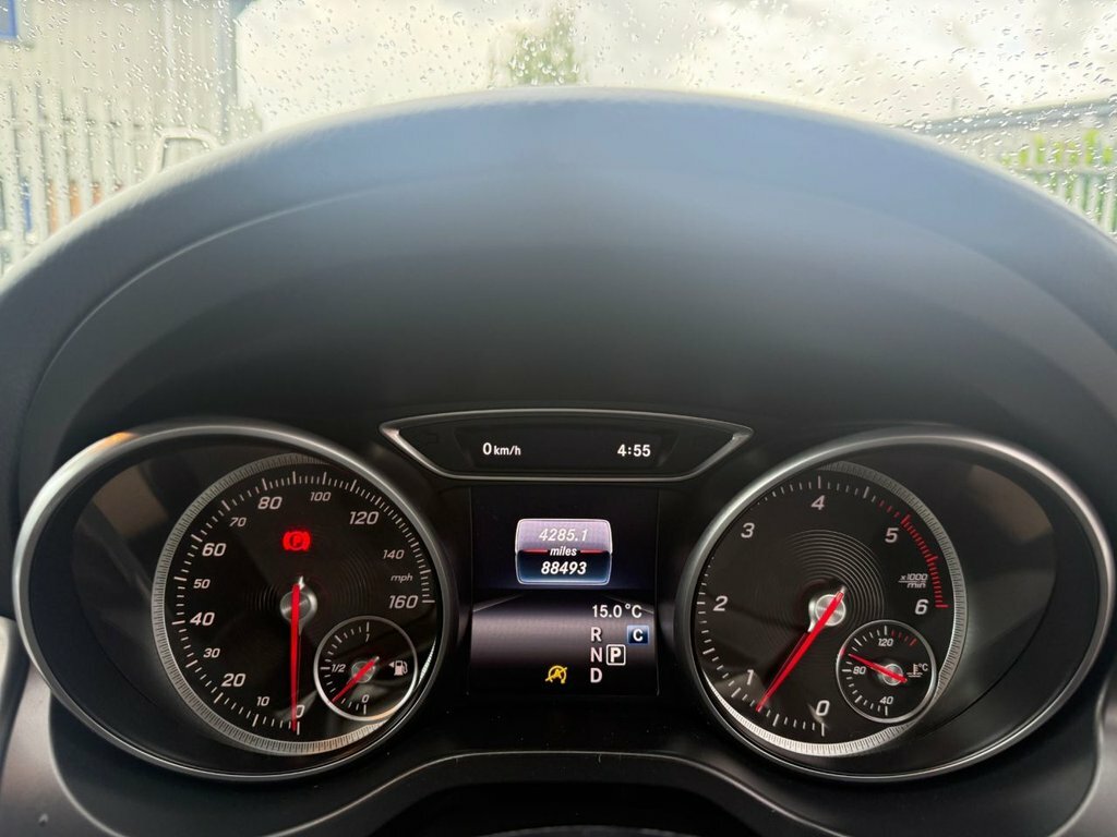 Mercedes-Benz CLA Class Cla 200 D Amg Line Grey #40