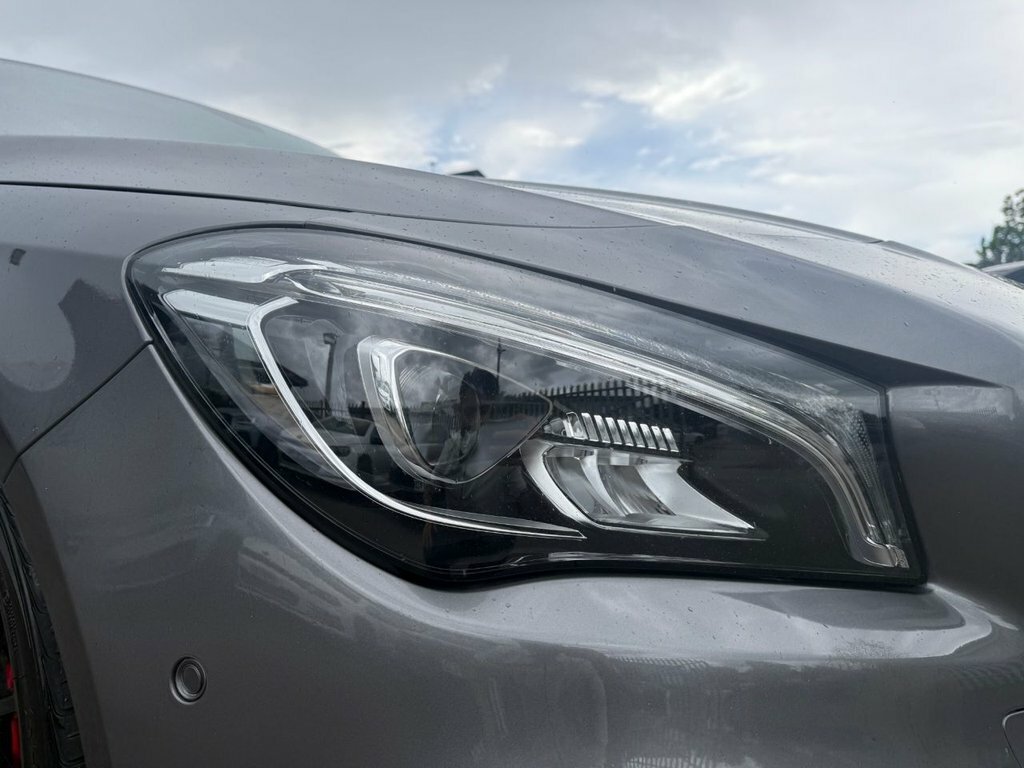 Mercedes-Benz CLA Class Cla 200 D Amg Line Grey #22