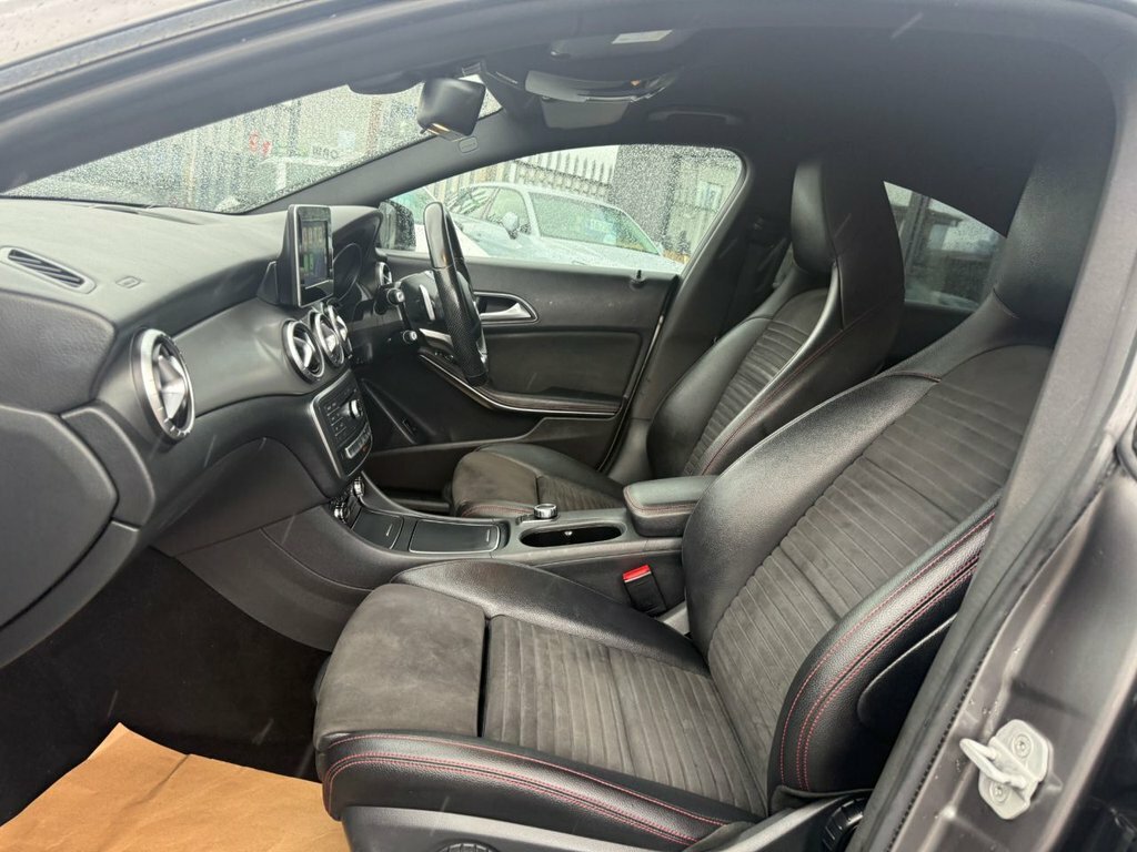 Mercedes-Benz CLA Class Cla 200 D Amg Line Grey #72